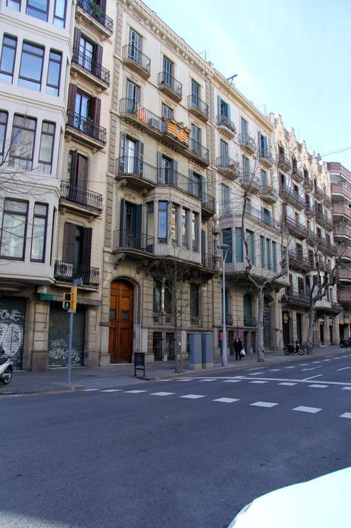 Hostel Coimpact Coliving Bruc Barcelona Exterior foto